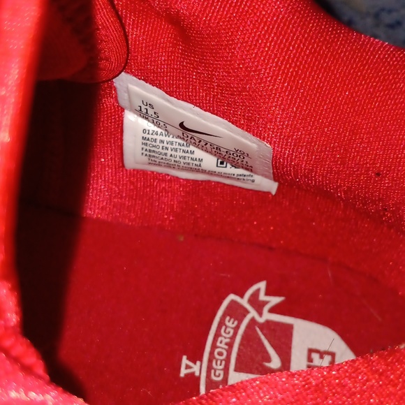 Nike and vans shoes. As a collection or solo prices will vary, quality will not. - Picture 3 of 4